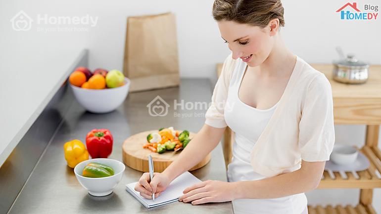 ghi chep cac khoan tien chi tieu hang thang