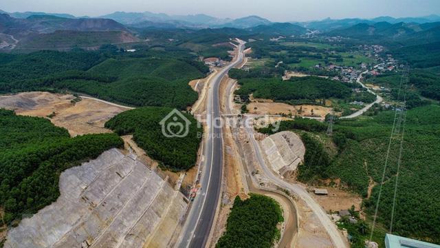 cao toc ha long
