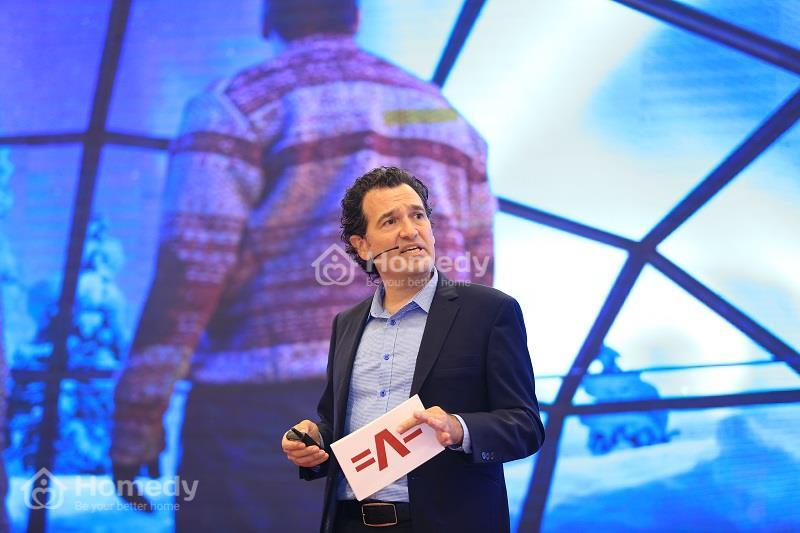 Daniel Lavine