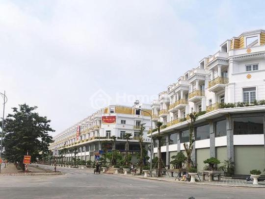 nha pho thuong mai