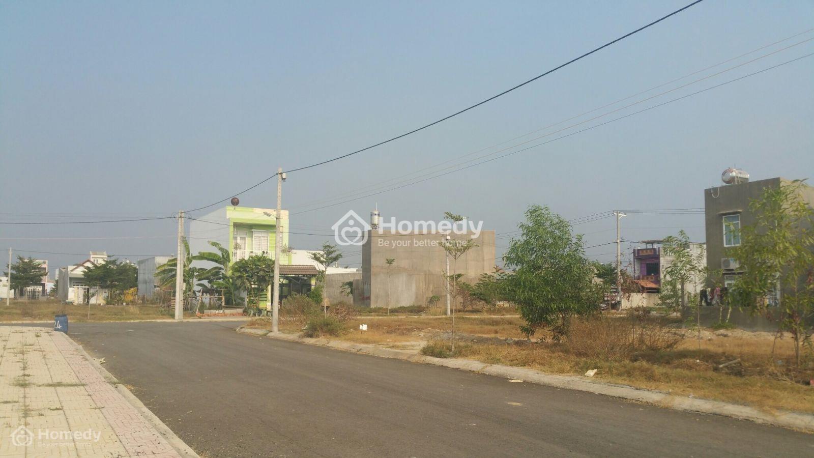 ban-dat-tho-cu-binh-chanh