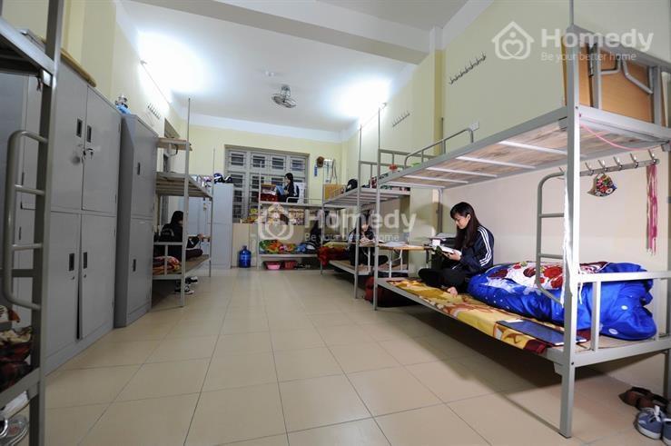 Thuê nhà trọ và ở ký túc xá