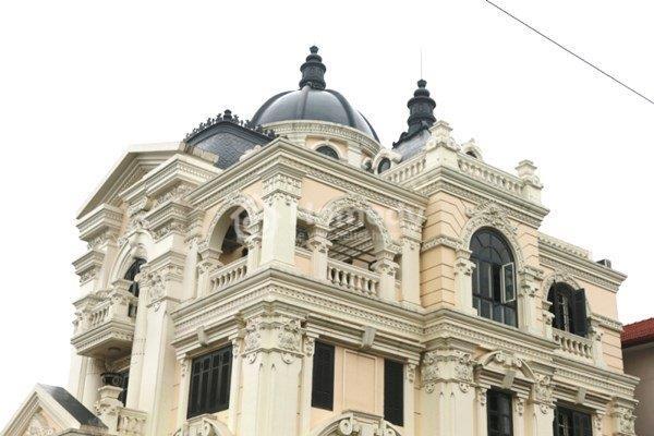 Mẫu lan can ban công xây gạch đẹp 2020