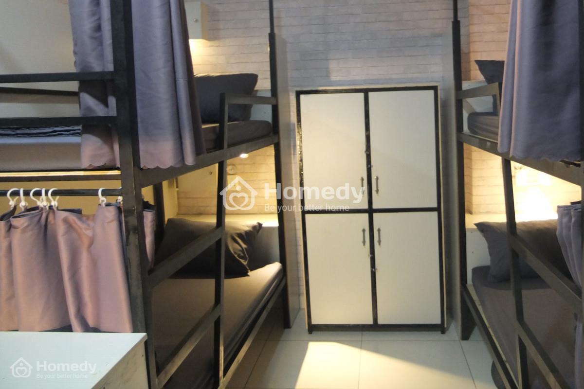 Nên cất đồ có giá trị trong tủ khóa