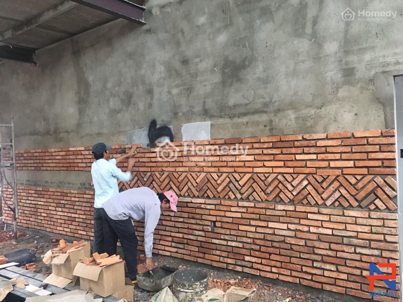 Ốp gạch thẻ zíc zắc
