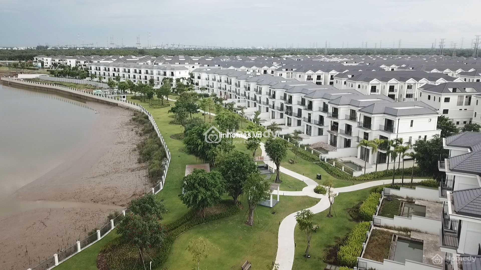 Nhà compound là gì?