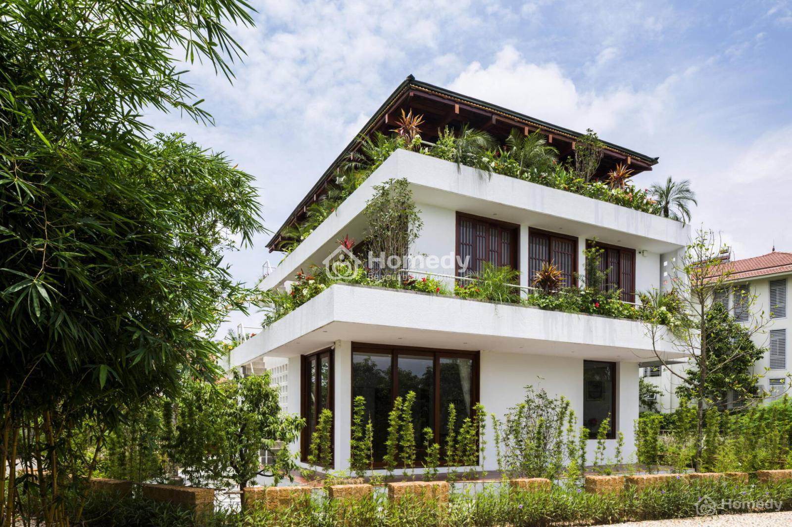 Độ cao và kích thích ban công hợp lý, an toàn
