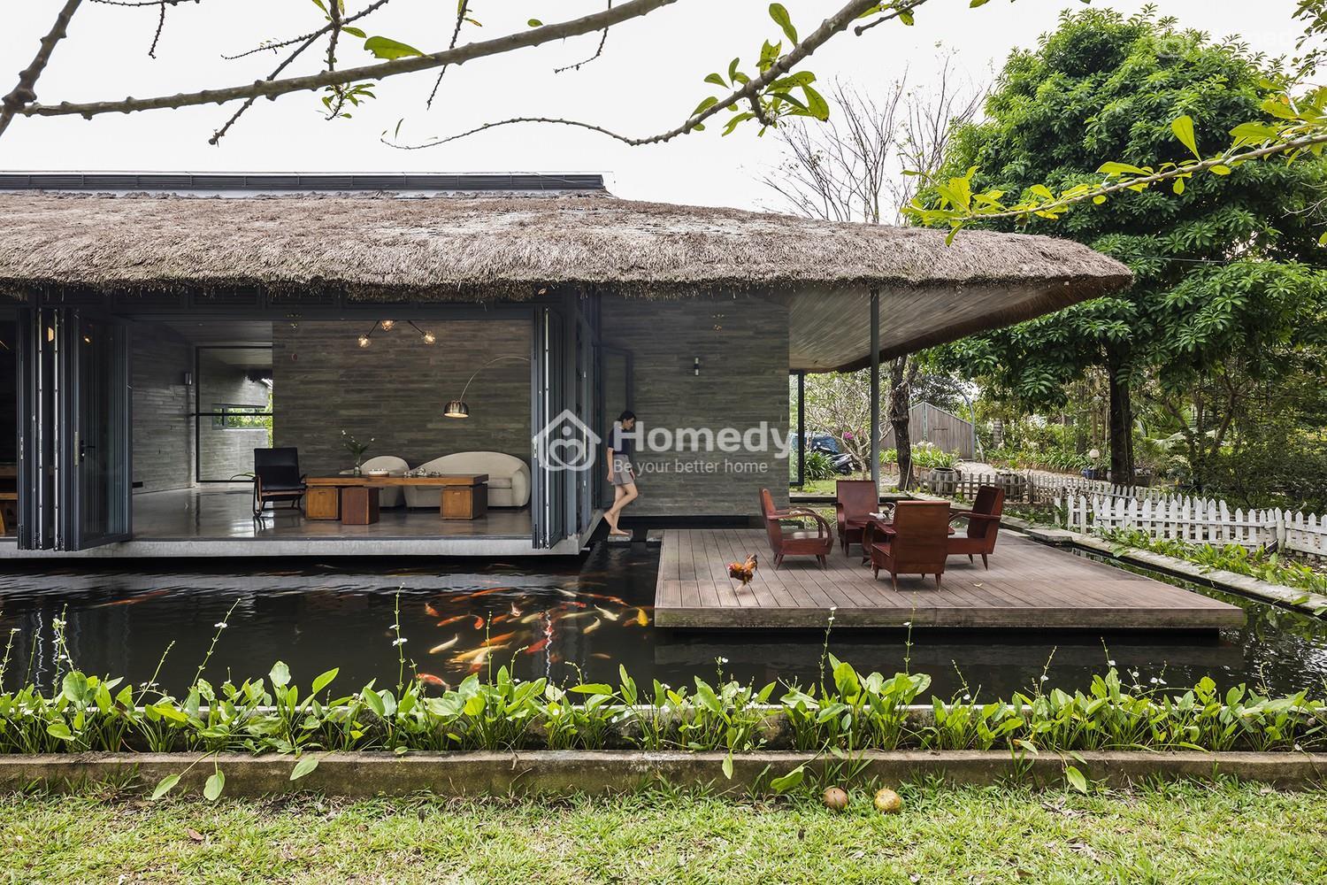 Biệt thự nhà lá độc đáo