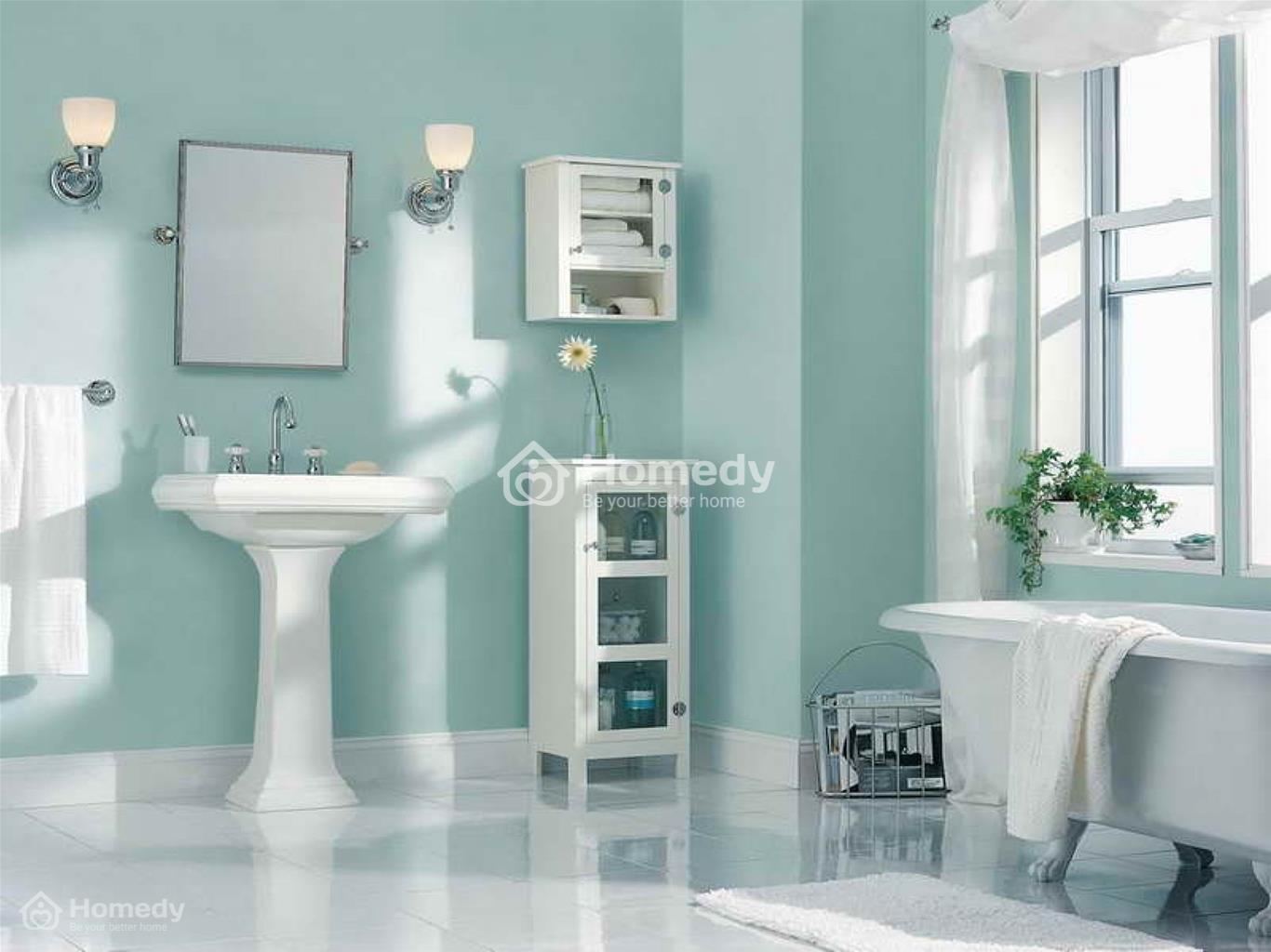 Nhà tắm sơn màu xanh ngọc sach sẽ, sáng sủa