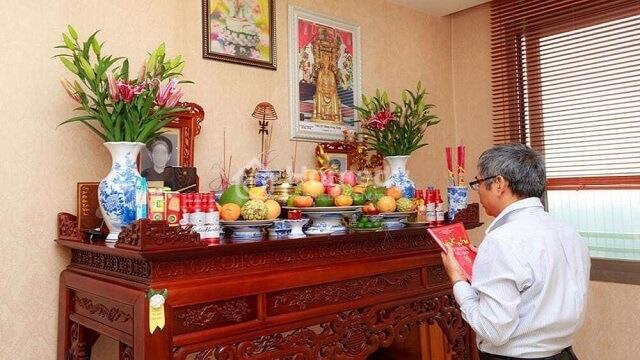 nguoi-lam-le-thanh-tam-doc-van-khan-nhap-trach-nha-chung-cu