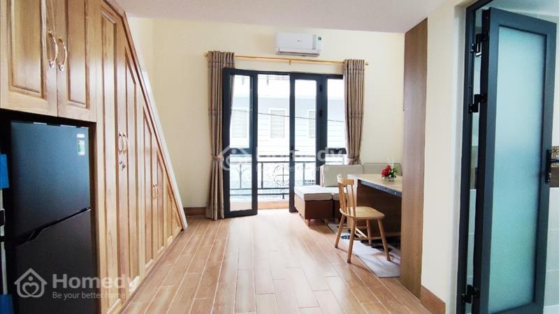 Căn hộ Duplex siêu đẹp full gỗ cao cấp nằm ngay CMT8 - Quận 3 thuận tiện di chuyển các quận Sài Gòn - Ảnh 1