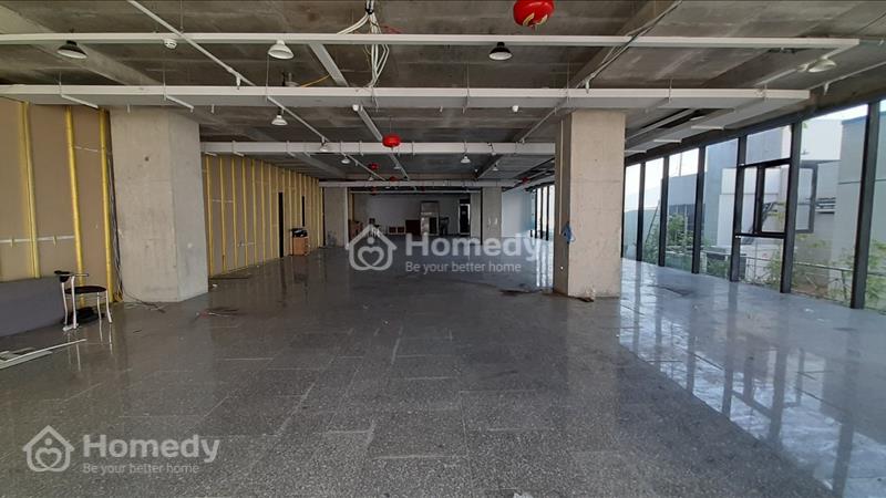 Văn phòng cho thuê đường Nguyễn Văn Linh, diện tích 557m2, tòa nhà chuẩn văn phòng, đầy đủ tiện ích - Ảnh 2