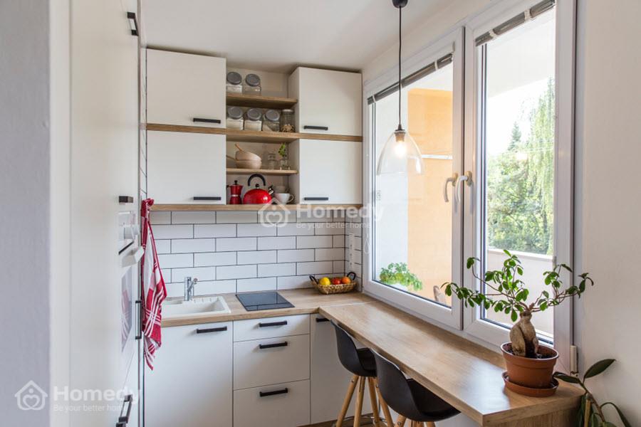 Một phòng bếp nhỏ sẽ trở nên sống động và tươi mới hơn khi được trang trí đầy tinh tế và sáng tạo. Hãy để hình ảnh trang trí phòng bếp nhỏ này giúp bạn tìm thấy cảm hứng và ý tưởng mới cho căn phòng của bạn.