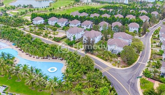 Bán căn sát biển mặt tiền biển 16x25m, diện tích 400m2, nội thất cao cấp, view biển trực diện - Ảnh 1