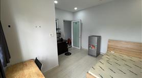 Chính chủ cho thuê căn hộ dịch vụ ban công sân thượng - Ảnh 2
