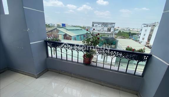 Phòng đẹp có ban công 21/1 Trường Sơn, P4, Quận Tân Bình DT 28m2 (gần sân bay, CV Hoàng Văn Thụ) - Ảnh 1