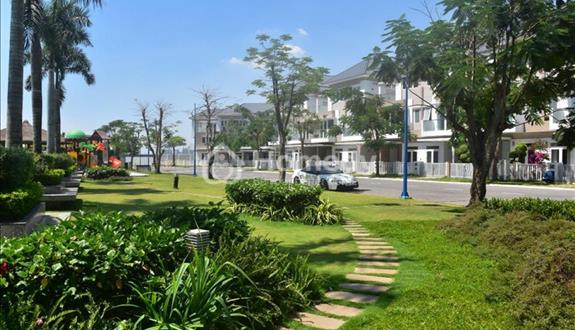 Nhà phố Merita Khang Điền nội thất cơ bản - phù hợp ở hoặc làm công ty - Mới đẹp - An ninh 24/7 - Ảnh 1