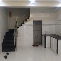 Cần tiền bán gâp nhà 50m2 Bình Tiên, Quận 6, 850tr, HXH, SHR bao sang tên LH Lâm xem nhà