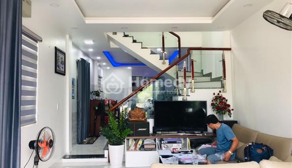 Ly dị vợ bán gấp nhà 55m2 đường Số 17 giá 1TY050 Trần Não Gần UBND  Sổ riêng - LH 0792864816 - Ảnh 1