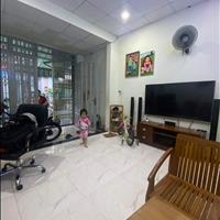 Qua Canada bán gấp nhà 1 lầu 3 phòng ngủ 57m2, 810triệu Bùi Thị Xuân tân bình sổ riêng, gần chợ