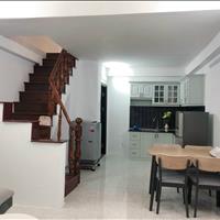 Ly dị chia tài sản bán gấp nhà Sư Vạn Hạnh Quận 10, 65m2 giá 1,37 tỷ SHR cạnh Vạn Hạnh Mall