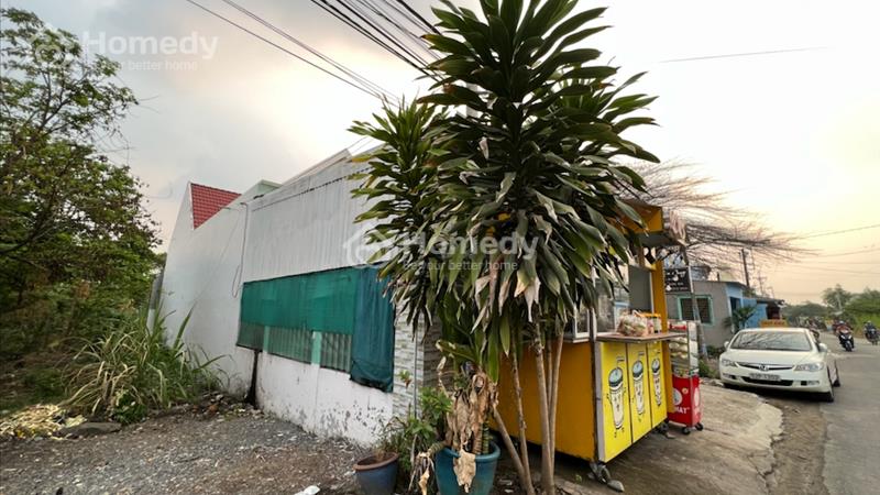 Cần bán nhà đang kinh doanh, ngay trung tâm đông đúc, gần chợ và trường học, siêu thị - Ảnh 1