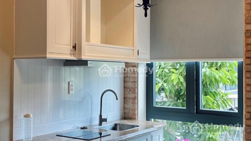 Hoa mộc lan giữa trời tháng năm - Ảnh 6