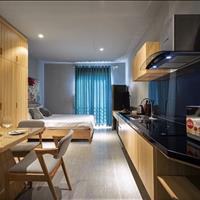 Cho thuê Căn hộ Sân Vườn, 1PN + 1PK, có ban công. Quận Phú Nhuận