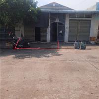 Cần thanh lý dãi phòng trọ 7p và 1kiot. Diện tích 150m2 full thổ. Gần chợ chánh phú hoà
