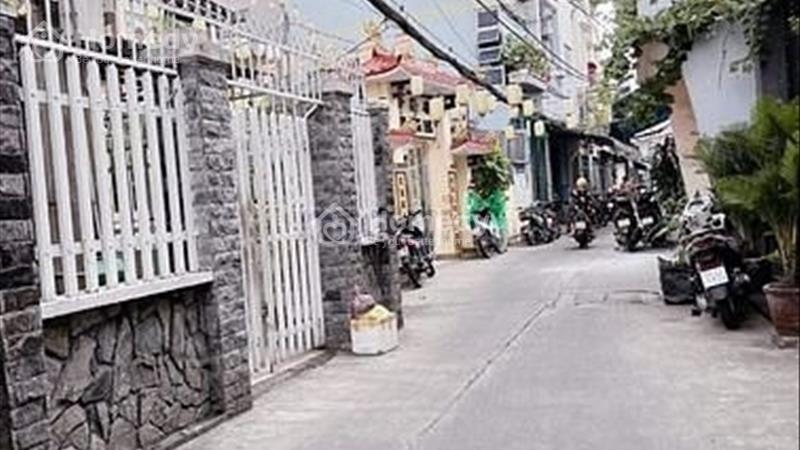 Cho thuê Nhà 500/24 Đoàn Văn Bơ, P14, Q.4: 133m2 5,05m x 25m (nở hậu) - Ảnh 1