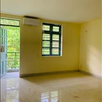 Cho thuê Phòng mới sạch đẹp có kệ bếp , tolet riêng gần trường học siêu thị Quận 2