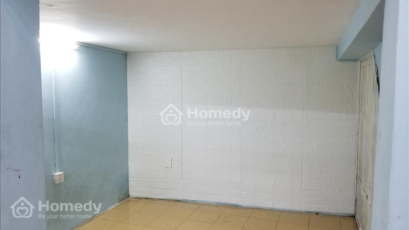 Nhà 25m2 vệ sinh khép kín có gác xép tại ngõ Hàng Giầy Hoàn Kiếm - Ảnh 6