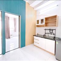 ☆☆☆☆☆ Cho Thuê - Căn hộ 2 Phòng ngủ, Ban công thoáng, View đẹp Phú Nhuận