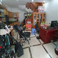 Bùi Huy Bích, Hoàng Mai, nhà 6 tầng, 50m2 tầng 1, mặt tiền 5.4m, giá bán: 7.5 tỷ