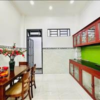 Lâm 0708438477 Nợ nhiều bán nhà mặt tiền hẻm Bạch Đằng, BT, kế chợ Gia Định, 62m2 Giá 1 Tỷ 450 tr