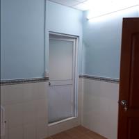 Cho thuê phòng trọ 12m2 ngay Vạn Hạnh Mall quận 10, có chỗ để xe, KDC an ninh, giờ giấc tự do.