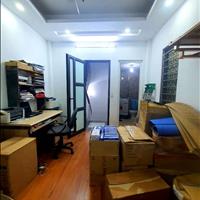 Nhà căn góc 2 thoáng quân cầu giấy giá 2.95 tỷ 33m2