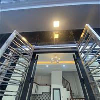 Người quen nhờ bán nhà 34m2 tại Thanh Bình - Hà Đông, nhà mới, mua về sẵn ở.