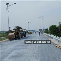 Đất Mt nhựa có 100 MV thổ cư còn lại đất vườn khu dân cư đông đất sạch không mồ mã