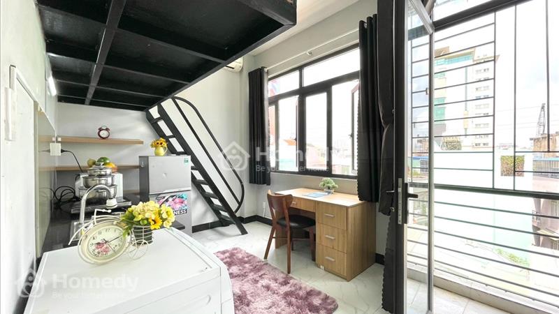 Cực phẩm balcony gác lửng xinh xắn Phan Xích Long, chỉ 6tr - Ảnh 1