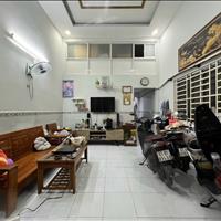 Bán Nhà cấp 4 có gác lững ngay trung tâm Dĩ An Bình  Dương LH 0946579222