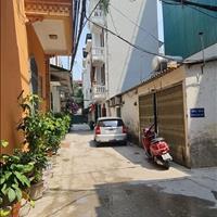 Lô đất ngọc thụy, thông số đẹp, lô góc, ngõ ô tô tránh thông các hướng, hàng xóm kđt khai sơn, gần