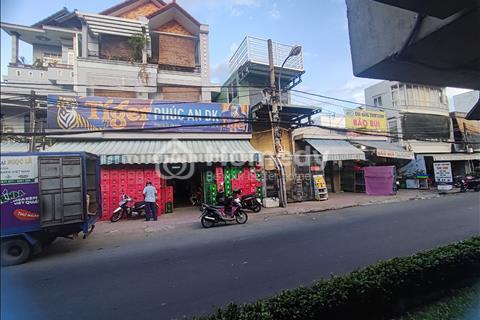Cho thuê nhà mặt tiền trung tâm TT Diên Khánh.DTSD 558m2 . Giá 20tr/th