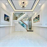 Bán gấp nhà hxh đường Trường Sa Phường 14 Quận 3 giá 3ty5 lh Phụng sdt 0768701503