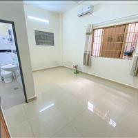 Phòng cho thuê Bình Thạnh - có cửa sổ lớn ánh sáng tự nhiên