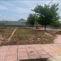 Đất ngộp MT TL 825 cần bán gấp.SHR. Giá rẻ đầu tư