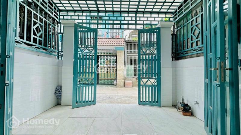 Nhà Rẻ  Quận 12 _ Giáp Gò Vấp Ngay Chợ 100m _Đường xe Hơi 6m - Ảnh 2