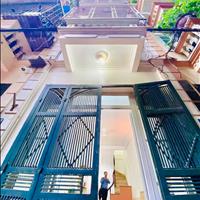(Giá tốt )bán nhà Cầu Giấy – 5 tầng 30 m2 - nhỉnh 3 tỷ cực hiếm- nhà đẹp ở luôn .