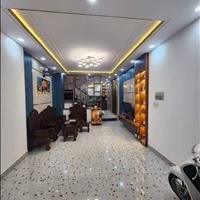 Cắt lỗ bán gấp nhà hẻm xe hơi Bùi Đình Tuý, phường 12, Bình Thạnh.