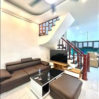 Cần bán gấp căn nhà 32m2, 2 tầng giá 1,8 tỷ đường Lĩnh Nam